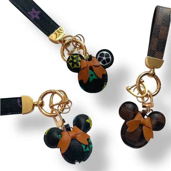 Minnie Mouse Damier keychain - Picture 2 of 4